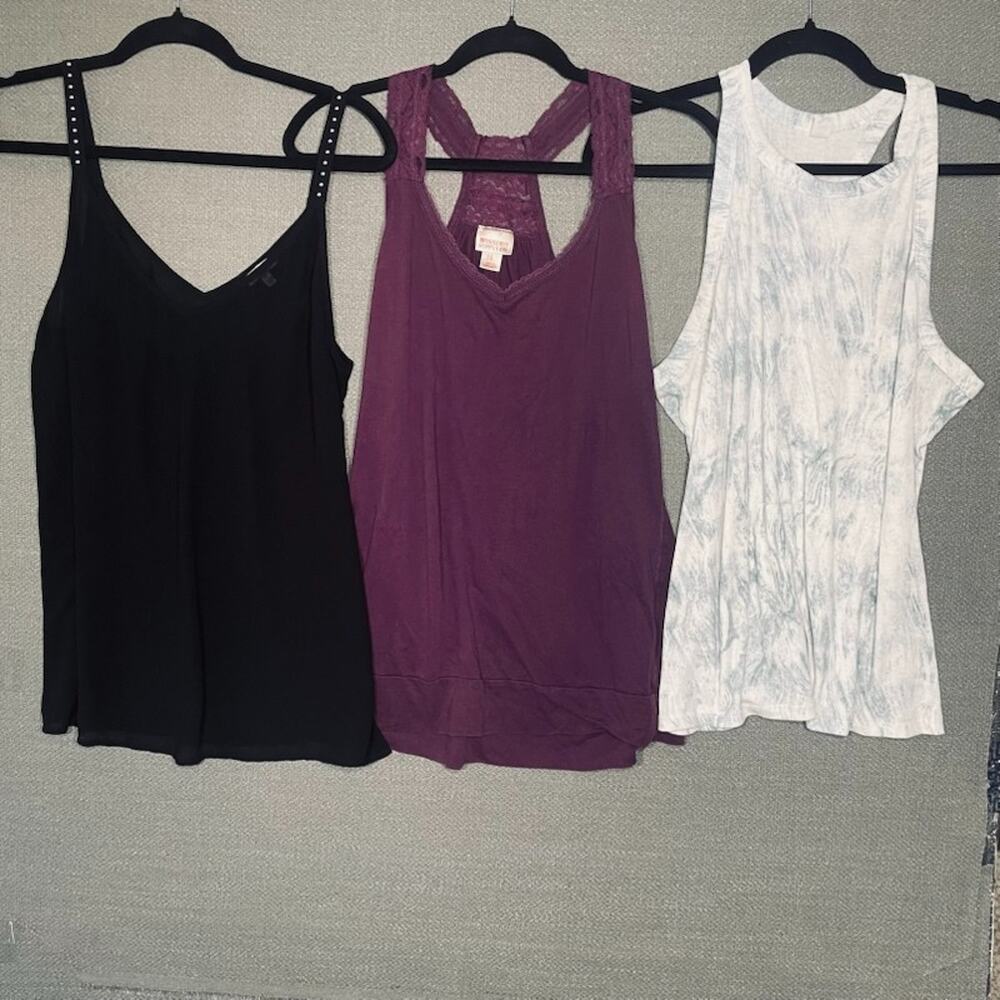 Lot of 3 Tank Tops XL Mossimo Naked Zebra Ultralight Summer Cami